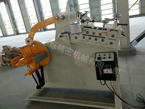 自(Zi)动(Dong)送(Song)料(Liao)矫(Jiao)正(Zheng)机(Ji)带(Dai)压(Ya)臂(Bi)